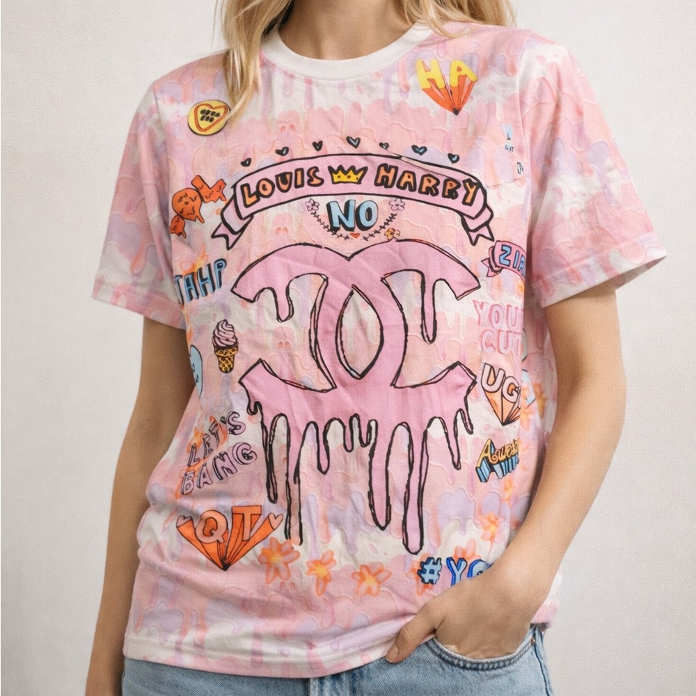 Trendy Pink Graphic Short Sleeve Tee